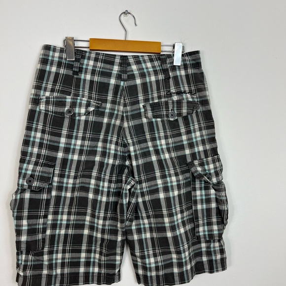 Vintage Converse Plaid Skater Shorts Sz 30 - Picture 8 of 10